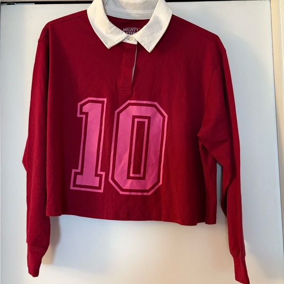 New Target Varsity 
Long sleeve soft polo 
Number 10 Crop style top - Picture 2 of 9
